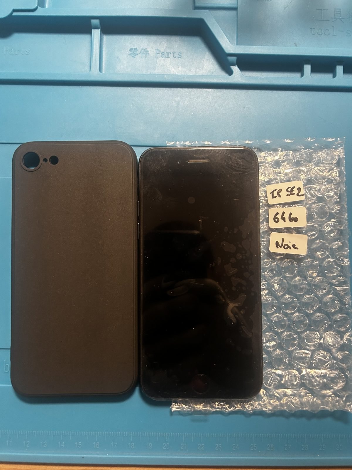 iPhone SE2 (2020) Noir - 64Go